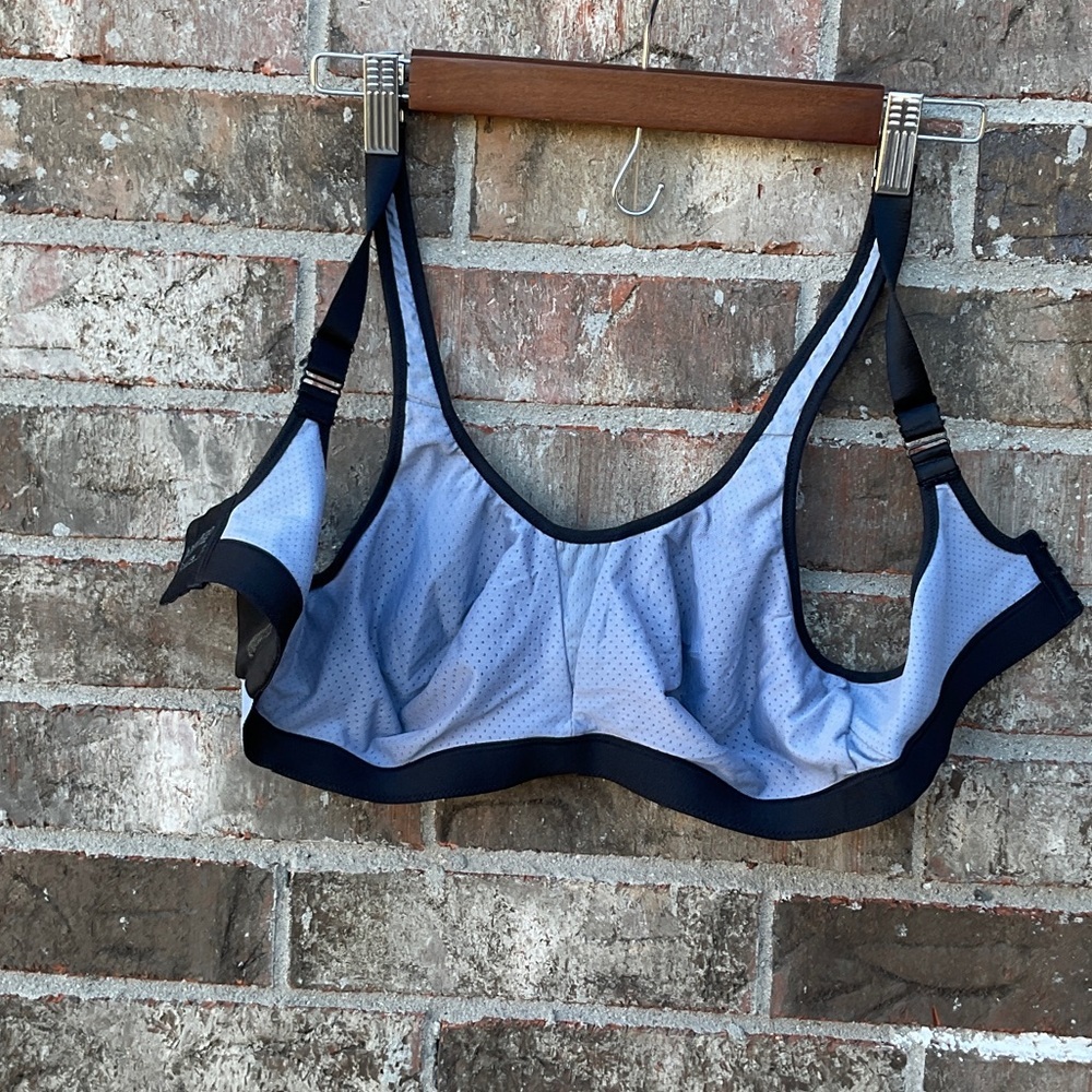 Lilyette Black and Gray Sports Bra - Picture 8 of 10